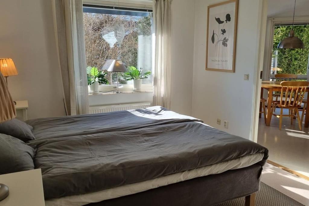 Trivsamt Parhus I Lugnt Omrade Inne I Tranas! Exterior foto