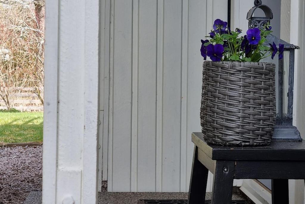 Trivsamt Parhus I Lugnt Omrade Inne I Tranas! Exterior foto